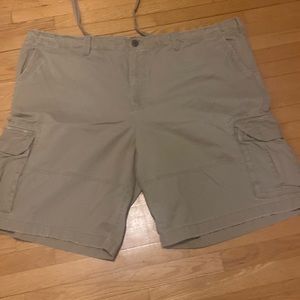 Men’s cargo shorts